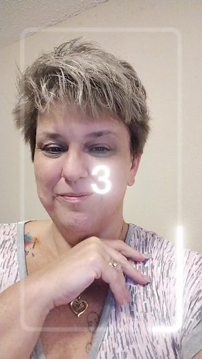 Michelle McGee (@michellemcgee08)’s videos with True colors filter - Yaya'sYard