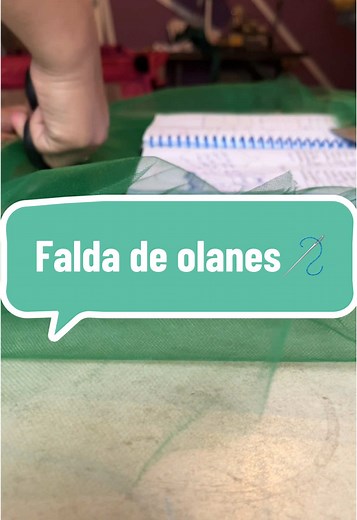 Falda olanes para un vestido de niña 💚💚. #costurar #vestidoniña #diseñadorademodas #modista #modistainfantil #pasoapaso