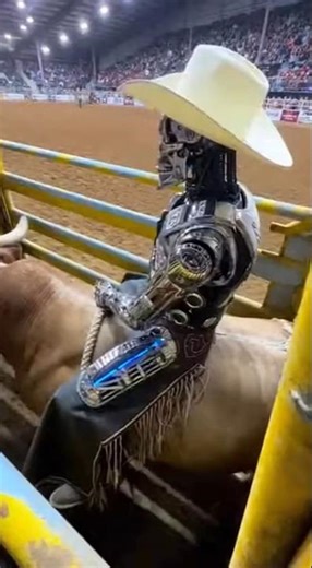 Robot 🤖 Vs bull 🐂🔥🤯. #amazing #viral #rodeo #robot #trending #ai #shortvideo