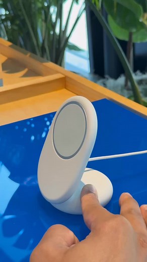 2.9K views · 17 reactions | Google’s new Pixel Snap charger is here – and it makes wireless charging on the Pixel 10 lineup smoother than ever. Watch as we test it across the new Pixel 10 line up. | PCMag | Facebook