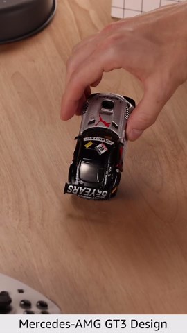 Hot Wheels Real Riders Mercedes-AMG GT3 Die Cast Car 1:43 Scale HMD44