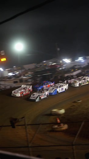 Some mini stock action from Dega last Saturday night. #talladegashorttrack #racing #dirtracing #icebowl #ministock