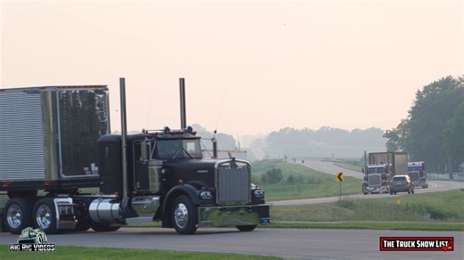 4.2K views · 110 reactions | Gotta love that old iron pulling into the The Midwest Classic | Big Rig Videos | Facebook