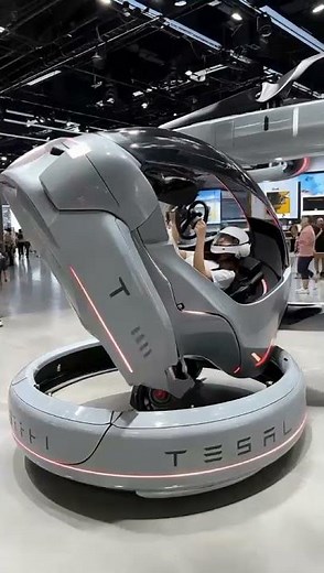 Tesla’s One-Wheeled Motorcycle Concept ｜ A Gravity-Defying Ride from the Future #shorts