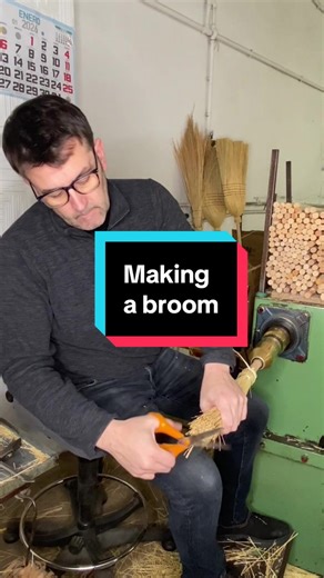 Making a Broom: Crafting Traditional Escobas