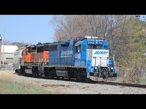 Chasing the last Blue Smurf! BNSF 2042