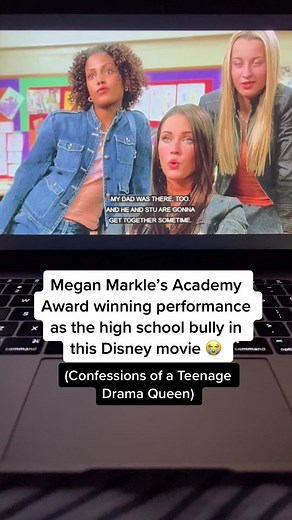 Wow og Disney movies were low key sad #confessionsofateenagedramaqueen #lindsaylohan #meghanmarkle #disneymovie #disney #fypシ #foryou