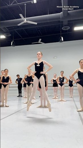 SCOOP IT 🍨 #ballet #ballerina #balletdancer #masterballetacademy #balletclass #danceform