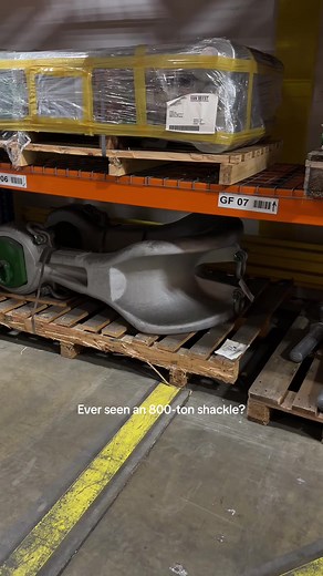 BIG DAWG shackle ‼️‼️ #shackle #greenpinshackle #vanbeest #greenpin | 1550 ton shackle