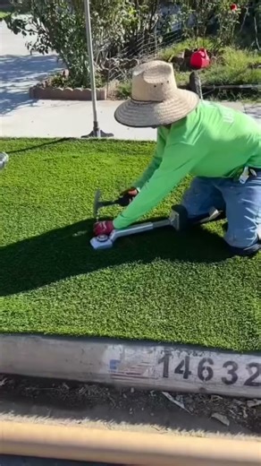 Enhance your curb appeal with our high-quality artificial turf and installation! 🌱 #artificialturf