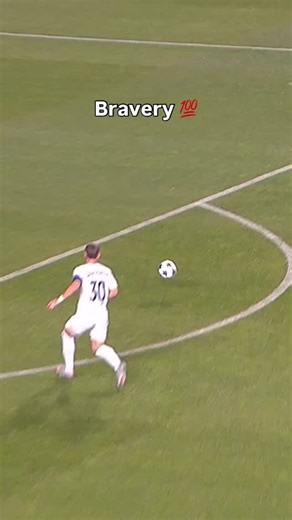 Anything for the clean sheet ⛔️ | UEFA Champions League