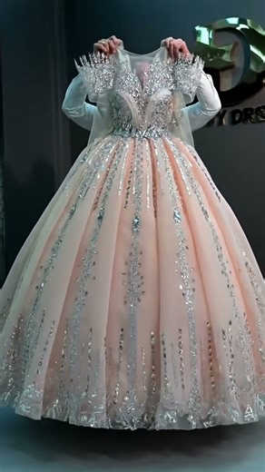 #dress #weddingdress #bridal #wedding #indiandesignerwear #indianfashion #fashiondress #wedding