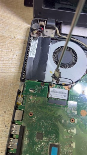 WiFi Card #laptop #laptoprepair #shorts #shortvideo