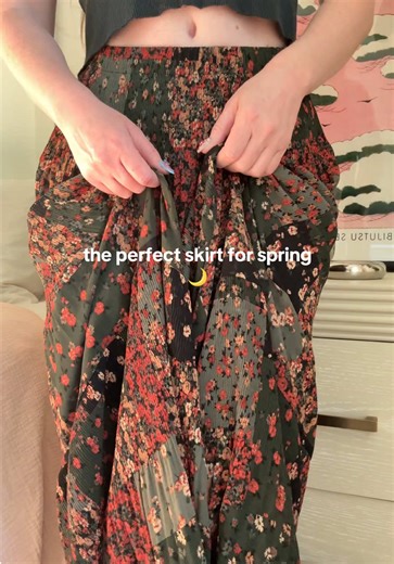Stylish and Comfy Skirt for Spring