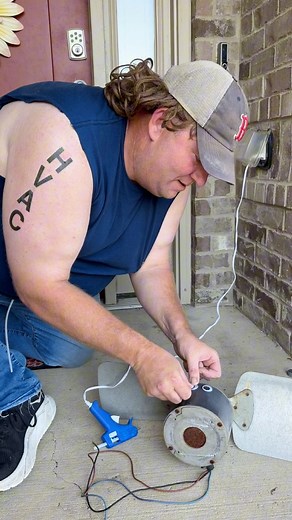 123K views · 1.1K reactions | Air Conditioner Repair Tip You Need To Know #hvac #comedy #construction | Trent Parker | Facebook