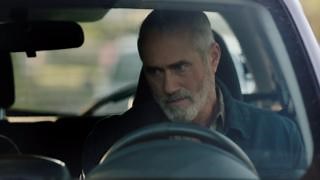 « Je travaille avec la police, j'aide les hommes à contrôler leur violence. » - Christophe. À coeur battant, PREMIÈRE CE MARDI À 20H, sur ICI Télé. | À coeur battant