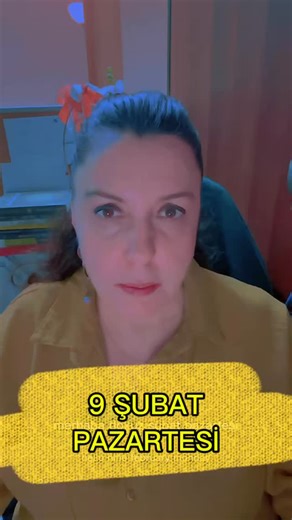 Astrolog Funda Yedigün on Instagram: "9 ŞUBAT | AY AKREP’TE 🦂 Bugün yüzeyde kalamazsın. İçin “derine in” diye bağırıyor. Yarım iş, yarım duygu, yarım niyet ❌ 👉 Ya tamamen gir… ya hiç girme. ⚡ Duygular büyüyor, tepkiler abartıya açık. ⚔️ İç ses–mantık çatışması tetikte. Bugün sor: “Bunu gerçekten istiyor muyum, yoksa kontrol mü ediyorum?” 🔮 Gökyüzü mesajını aldıysan 👉 Kaydet | Paylaş | Yorum bırak #astro_funda #astroloji #burçyorumu #pazartesi̇ #şubat"