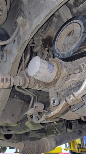 oil filter changing trick #how #to #DIY #garage #trick | oil