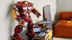 See LEGO Marvel 76210 76105 Hulkbusters side by side