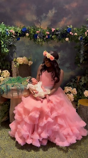 Me and babygirls first mom and DAUGHTER photoshoot! Thank you so much to Enchanted Fairies for giving me this amazing experience! I will forever look back at these photos and have such beautiful memories!!!!! #girlmom #preggo #enchantedfairies #fairytale #ootd #fashion #pink #photoshoot #newbornphotography #viral | Oh Abbi