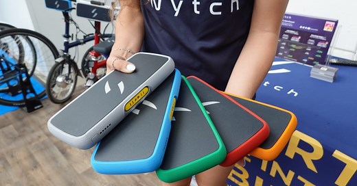 Swytch shows off first pocket-sized electric bike battery for DIY e-bike conversion kit