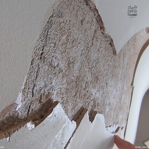 158K views · 672 reactions | Repairing BADLY Damaged Plaster #plaster #diy #diytips #homeimprovements | Charlie DIYte | Facebook