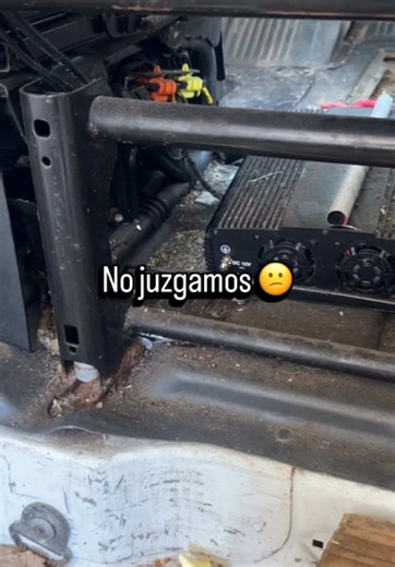 Car Detailing Transformation in Jacksonville FL 🚗✨ | Mobile Car Wash Results Real car detailing transformation in Jacksonville, Florida. Watch this vehicle go from dirty to completely clean with our professional mobile car detailing service. Full auto detailing process including interior cleaning, exterior wash, foam bath, wheel cleaning and a deep shine finish. If you’re looking for: ✔️ Car detailing Jacksonville FL ✔️ Mobile car detailing Jacksonville ✔️ Car wash Jacksonville Florida ✔️ Inter