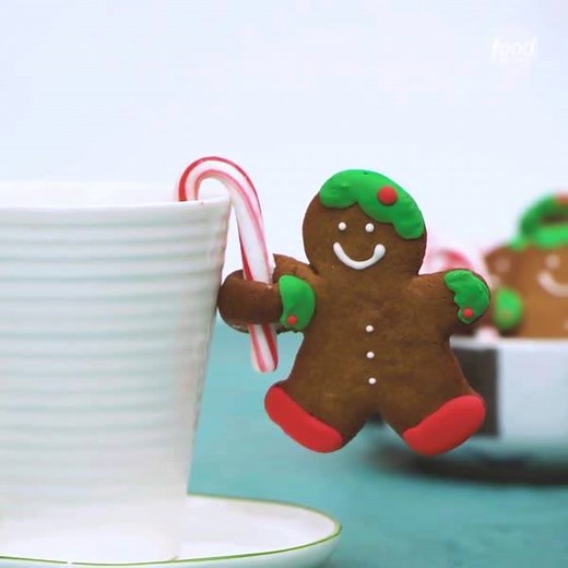 These gingerbread men really hang around with the most holiday spirit! 🎄 #12DaysofCookies OUR TOP COOKIES OF ALL TIME: https://foodtv.com/2FS03Mx | Food Network