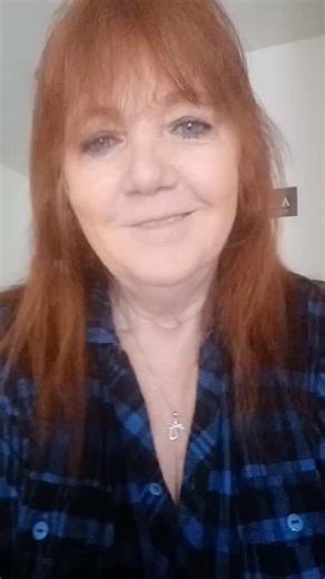 ⭐️⭐️⭐️⭐️⭐️ 𝗝𝗼𝗰𝗲𝗹𝘆𝗻𝗲, 𝟲𝟲 𝗮𝗻𝘀, 𝗻𝗼𝘂𝘀 𝗿𝗮𝗰𝗼𝗻𝘁𝗲 𝗰𝗼𝗺𝗺𝗲𝗻𝘁 𝘀𝗼𝗻 “𝗽𝗲𝘁𝗶𝘁 𝗽𝗿𝗼𝗱𝘂𝗶𝘁 𝗺𝗶𝗿𝗮𝗰𝗹𝗲” 𝗮 𝗰𝗵𝗮𝗻𝗴𝗲́ 𝘀𝗮 𝘃𝗶𝗲! Depuis qu’on lui a parlé de Genacol, ses douleurs à la hanche ont disparu. Elle peut maintenant profiter pleinement de ses petits-enfants! 💚 Genacol Anti-Douleur combine la membrane de Coquille d’Oeuf avec notre Collagène AminoLock exclusif, pour un soutien articulaire naturel au quotidien. ✅ Soutien au confort articulaire ✅ Favorise le