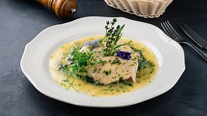 Morčacie mäso na šťave s ryžou nikdy nevyjde z módy. Pripravte ho extra šťavnaté!