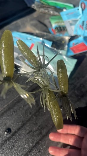 Simple DIY home repair solutions brought to you by a fisherman. 🪱 #diy #macgyver #fishingmacgyver #homerepair #fisherman #senko #thisoldhouse #hgtv | Travis Jewell Fishing