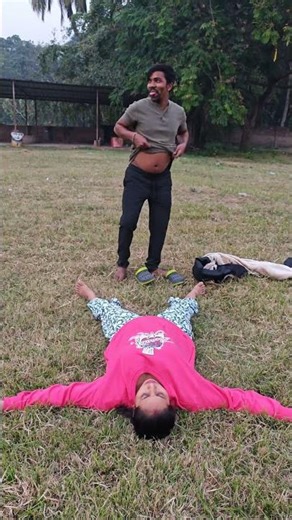 Couple Romance Prank Gone Hilarious! 😂❤️ #couplegoals #prank #funnyshorts #coupleprank