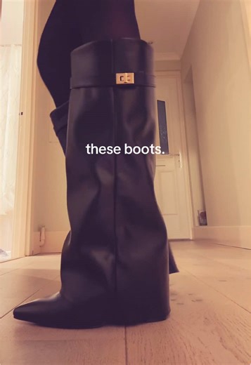 Knee High Fold Over Boots: A Must-Have This Season