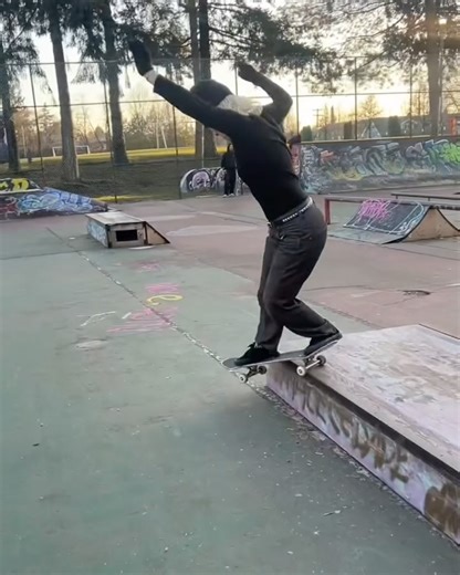 Girl Skateboards on Reels
