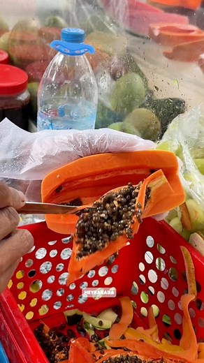 Knife Skills 101: How to Slice Papaya Like a Chef | Meykakada II