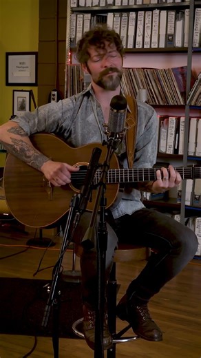 Niall McCabe Performs at AMERICANAFEST 2025