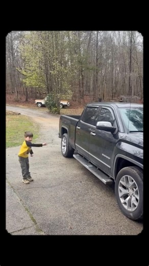 He didn't want to learn about wet wood #hopecore #hopeless #funny