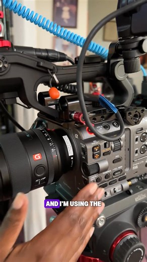 Nanlite FS-300B FS-300C: The Perfect Interview Lighting Duo This is my lighting setup for today’s two-camera interview shoot. For the key light, I’m using the Nanlite FS-300B with a softbox—love how simple it is with just one power cable. For the fill, I’m bouncing the Nanlite FS-300C, which is RGB with built-in effects. I even added a little blue bouncing off the wall for some creative flair. I often take these two Nanlites with me because they never fail to deliver a great lighting setup. The 