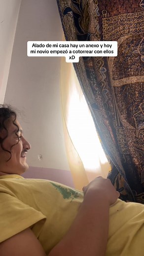 Anexo con Elmo: Divertidas interacciones y cotorreo entre amigos