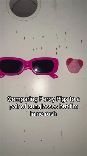 ignore the state of the table #jimbo #comparingitems #percypigs #m&s #sick