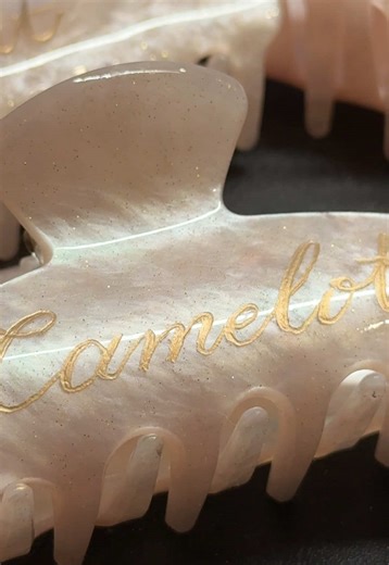 love the pink and gold combo 🥰 #personalizedgifts #giftsforher #bridesmaidproposal #engraving #customgiftideas