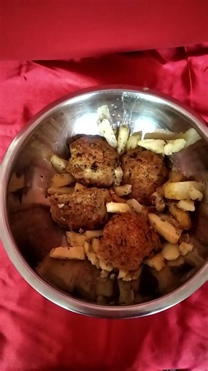 Τα κεφτεδάκια της χαρας