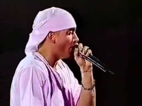 Eminem & Dina Rae - Superman [Live]