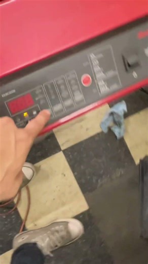 2018 Isuzu NQR Batteries Getting Charge