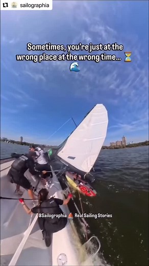 Oucch!!! #sailinglife⛵️ #sailingboat #sailboat #sailboats #sailingworld #sailinglife #regatta #windsurf #crash #sailingcrew @sailographia | Sail Republic