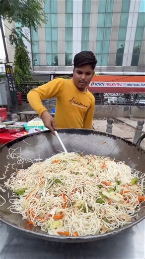 A Little Humble Boy Selling Noodles in Street Only 50 Rs #streetfood #noodlesrecipe #shorts #viral