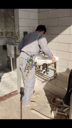 how instal besan and etc #experimnent #plumbing#homedecor #besan and new is new setting @umark07