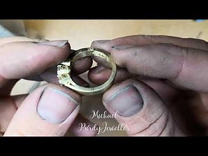 Arthritic hinged ring