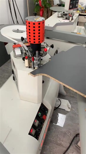 Recommend a manual special-shaped edge banding machine that every furniture factory needs, it is a gluing pot, edge banding is more beautiful @ no glue line, easy edge banding# Special-shaped edge banding # Special-shaped edge sealingmachine# Special-shaped edge sealing ##Woodworkingmachinery#Manufacturerofedgebandingmachine | Guangdong Shunde Mingdiao Electromechanical Co., Ltd