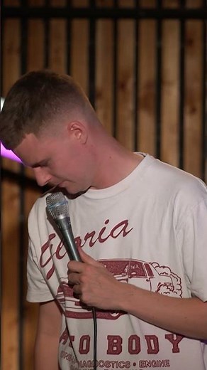 Young, Wild & Free... I Alex Stoldt bei "falsch, aber lustig"